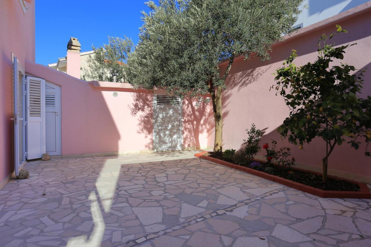 Apartments By The Sea Duce, Omis - 2737 Bagian luar foto