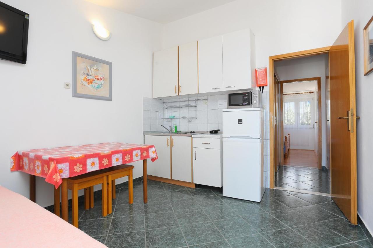 Apartments By The Sea Duce, Omis - 2737 Bagian luar foto