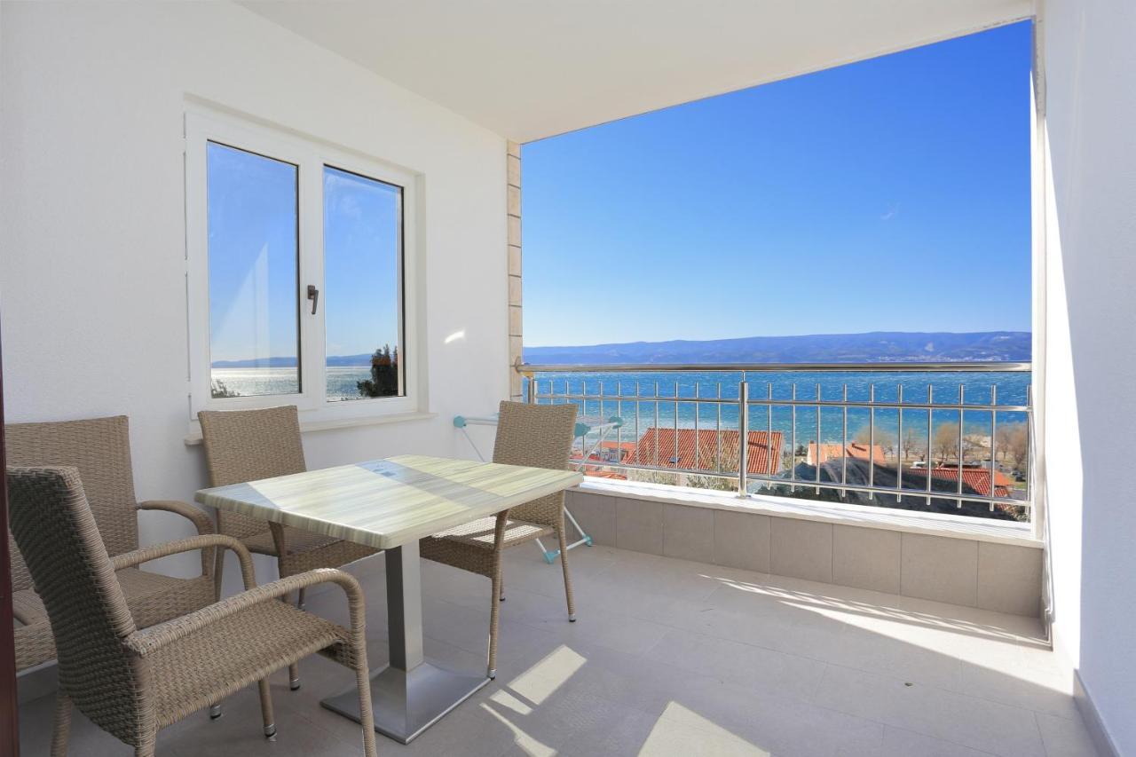 Apartments By The Sea Duce, Omis - 2737 Bagian luar foto